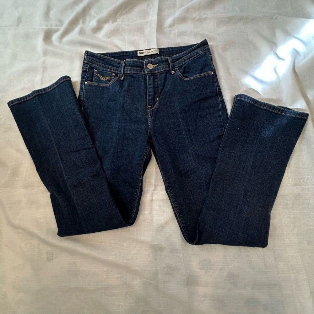 Levi Mid Rise Boot Cut Jeans